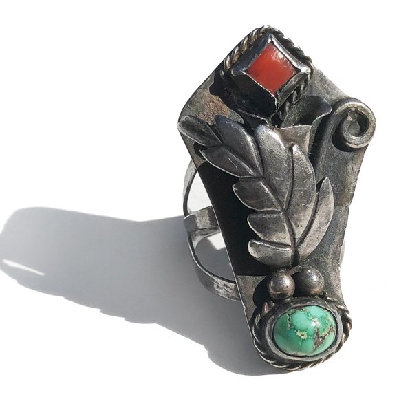 Vintage Old Pawn Large Sterling Turqoise Ring 7.5 - Picture 2 of 4